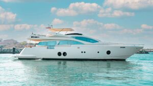 How Much Does It Cost to Charter a Yacht in the UAE