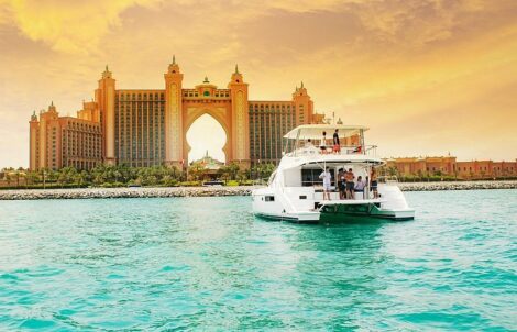 Best Time for a Dubai Yacht Tour