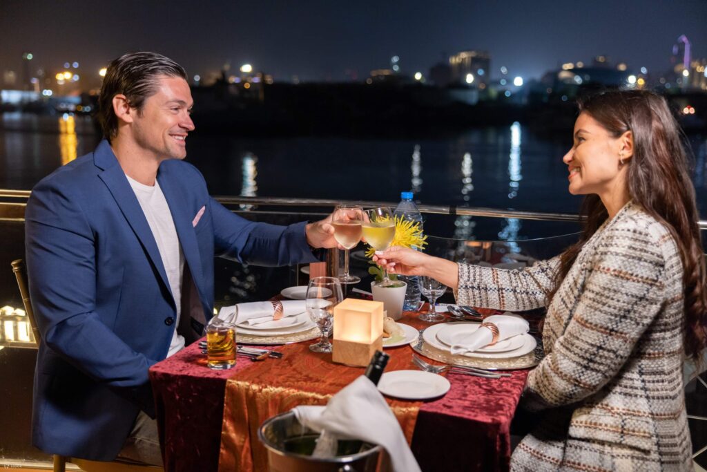 Romantic Dinner Cruise in Dubai