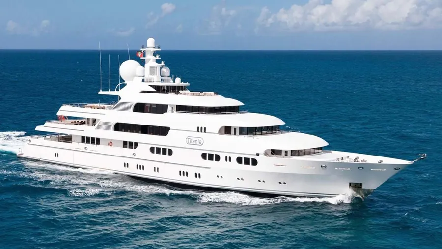 How to Book a Luxury Yacht
