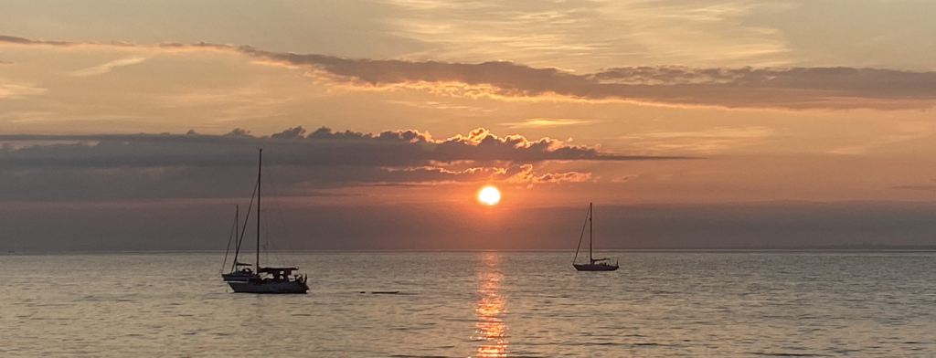 how long is a yachting season