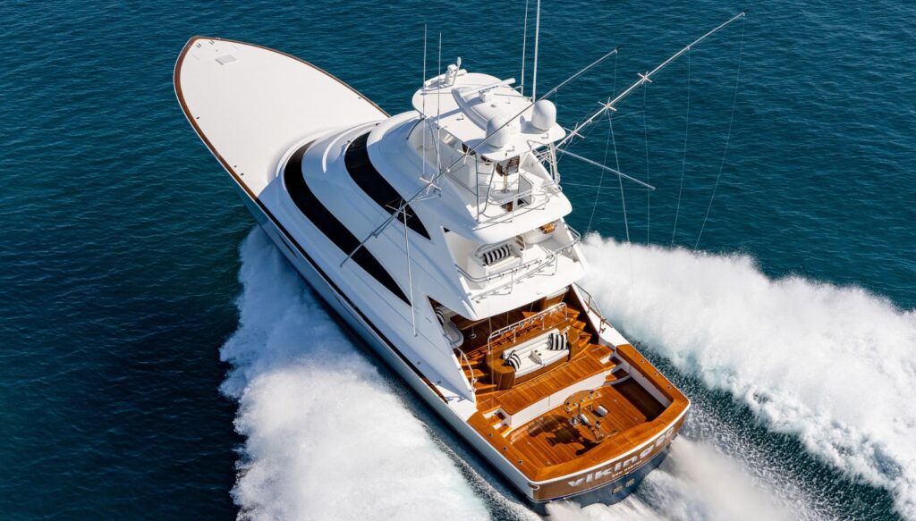 how much does a yacht cost to own​
