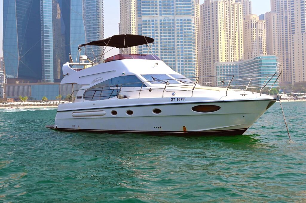 Yacht Charter Dubai Rates